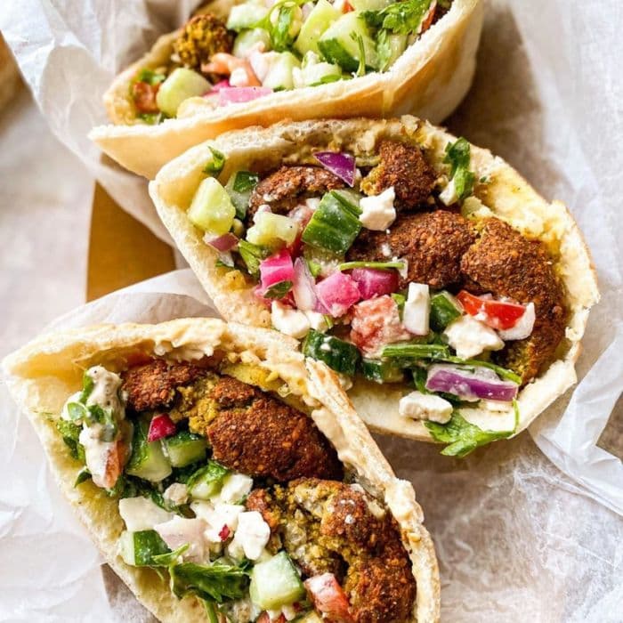 Falafel pítusamloka með tahinísósu